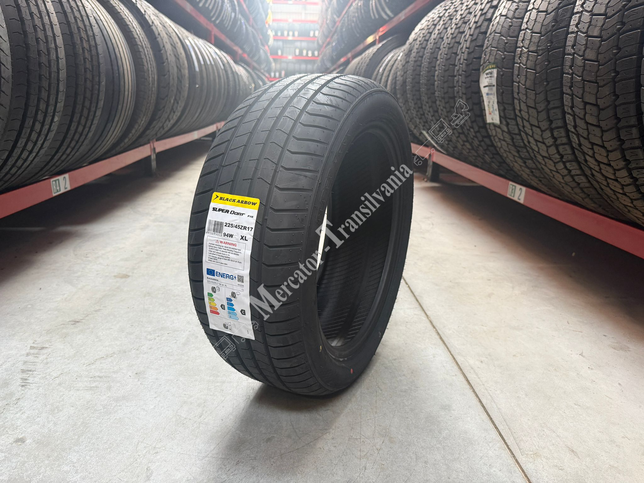 (NOUA) Blackarrow P16 225/45R17-