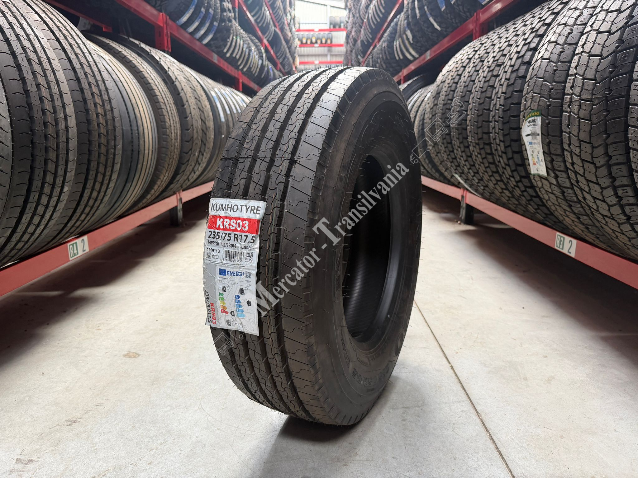 (NOUA) Kumho KRS03 235/75R17.5-