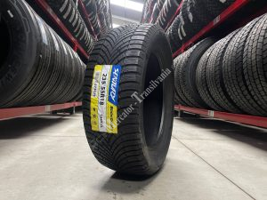 (NOUA) Sentury Winter Dragon 235/55R18-