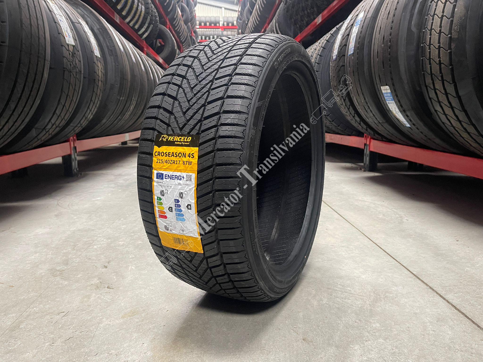 (NOUA) Tercelo Croseason 4S 215/40R17-