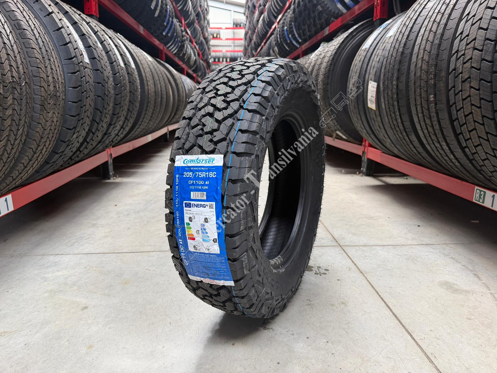 (NOUA) Comforser CF1100 (Model BFGoodrich) 205/75R16C