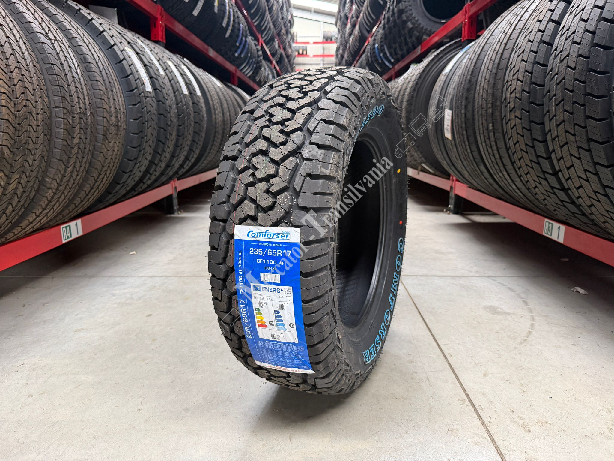 (NOUA) Comforser CF1100 (Model BFGoodrich) 235/65R17-