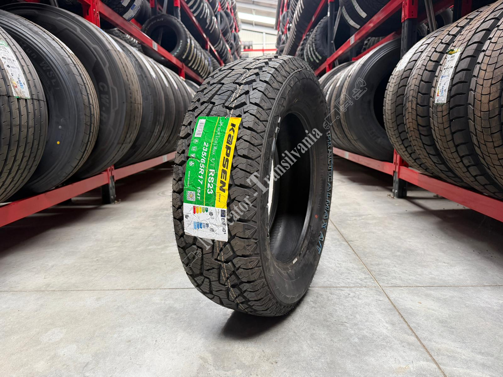 (NOUA) Kapsen RS23 235/65R17-