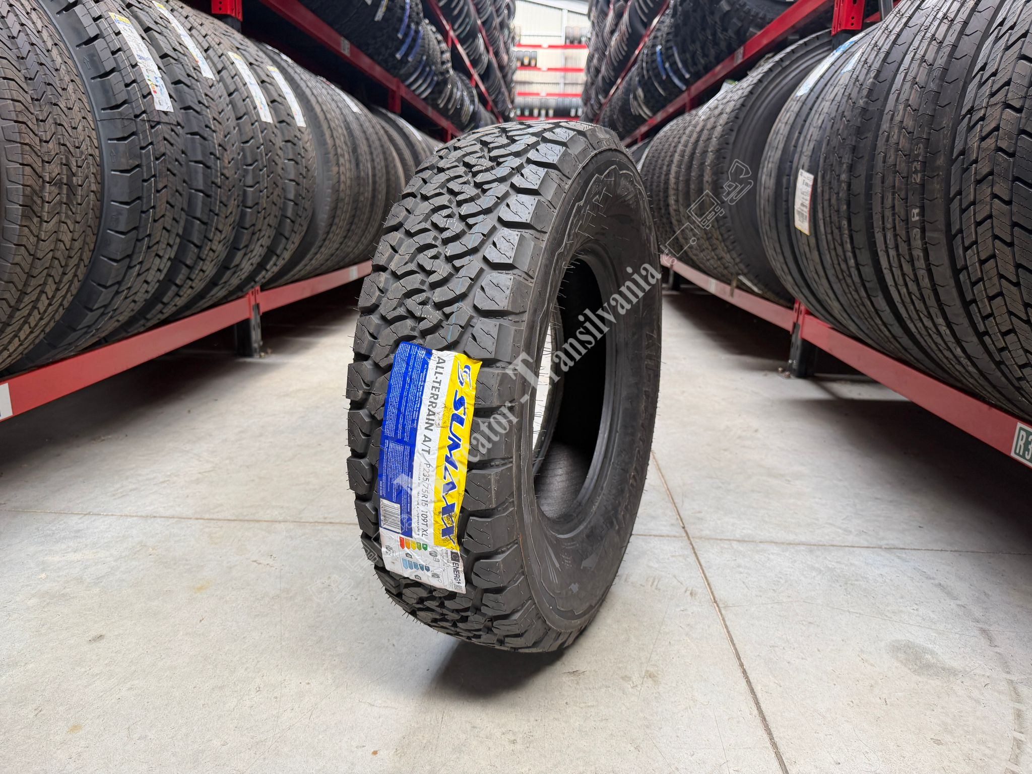 (NOUA) Sumaxx All-Terrain (Model BFGoodrich) 235/75R15-