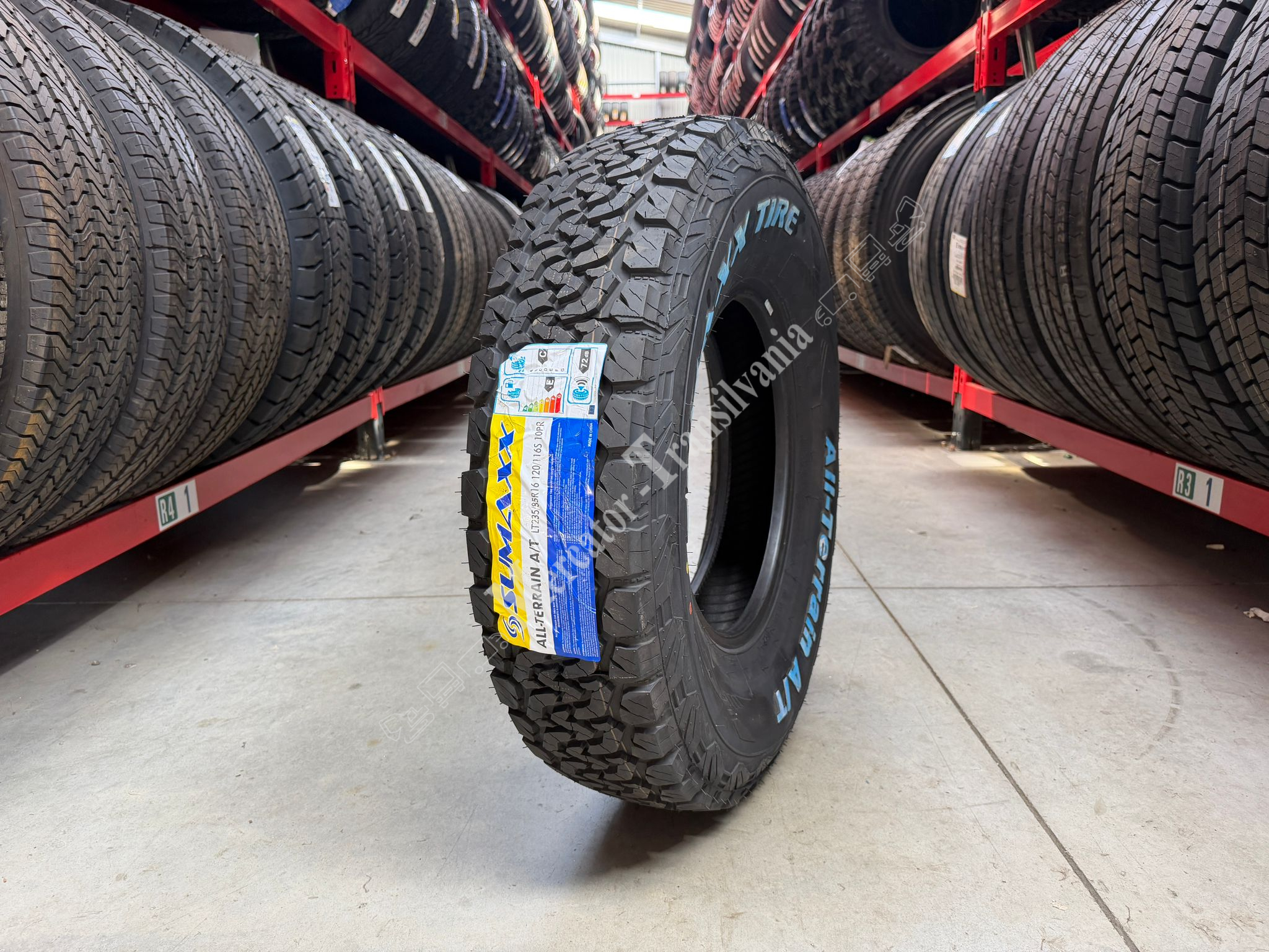(NOUA) Sumaxx All-Terrain (Model BFGoodrich) 235/85R16-