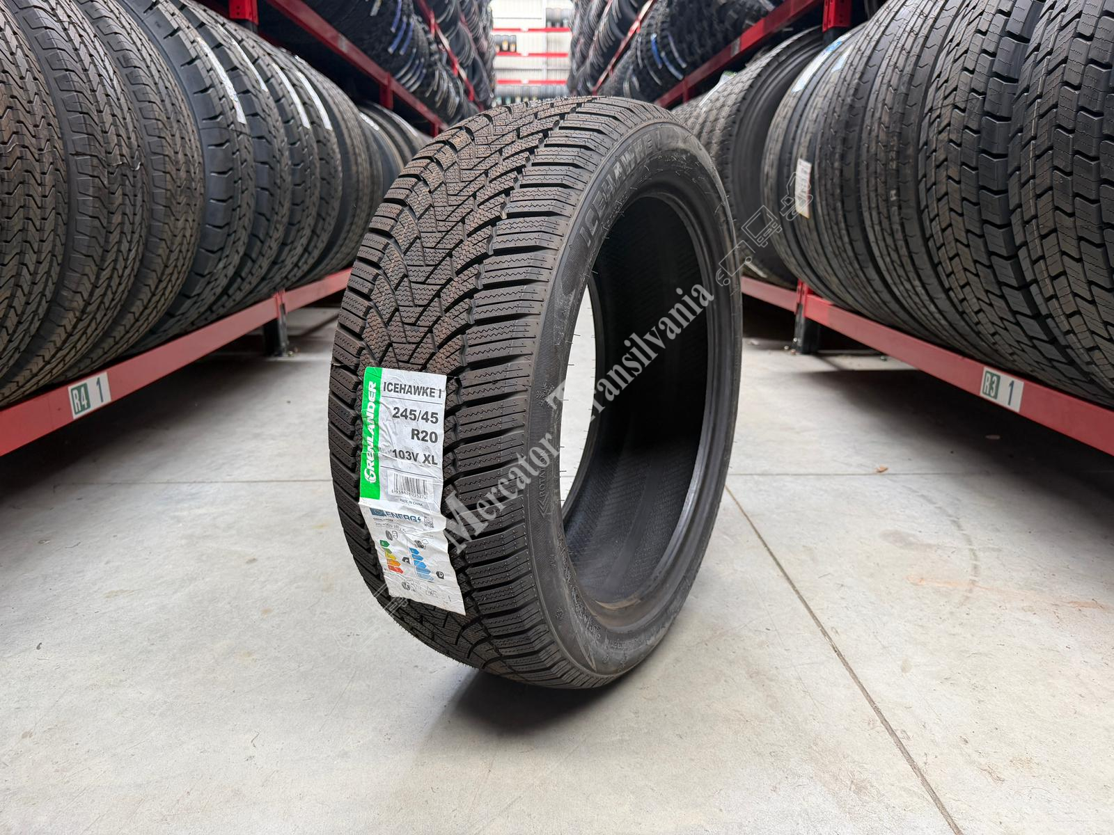(NOUA) Grenlander Icehawke I 245/45R20-