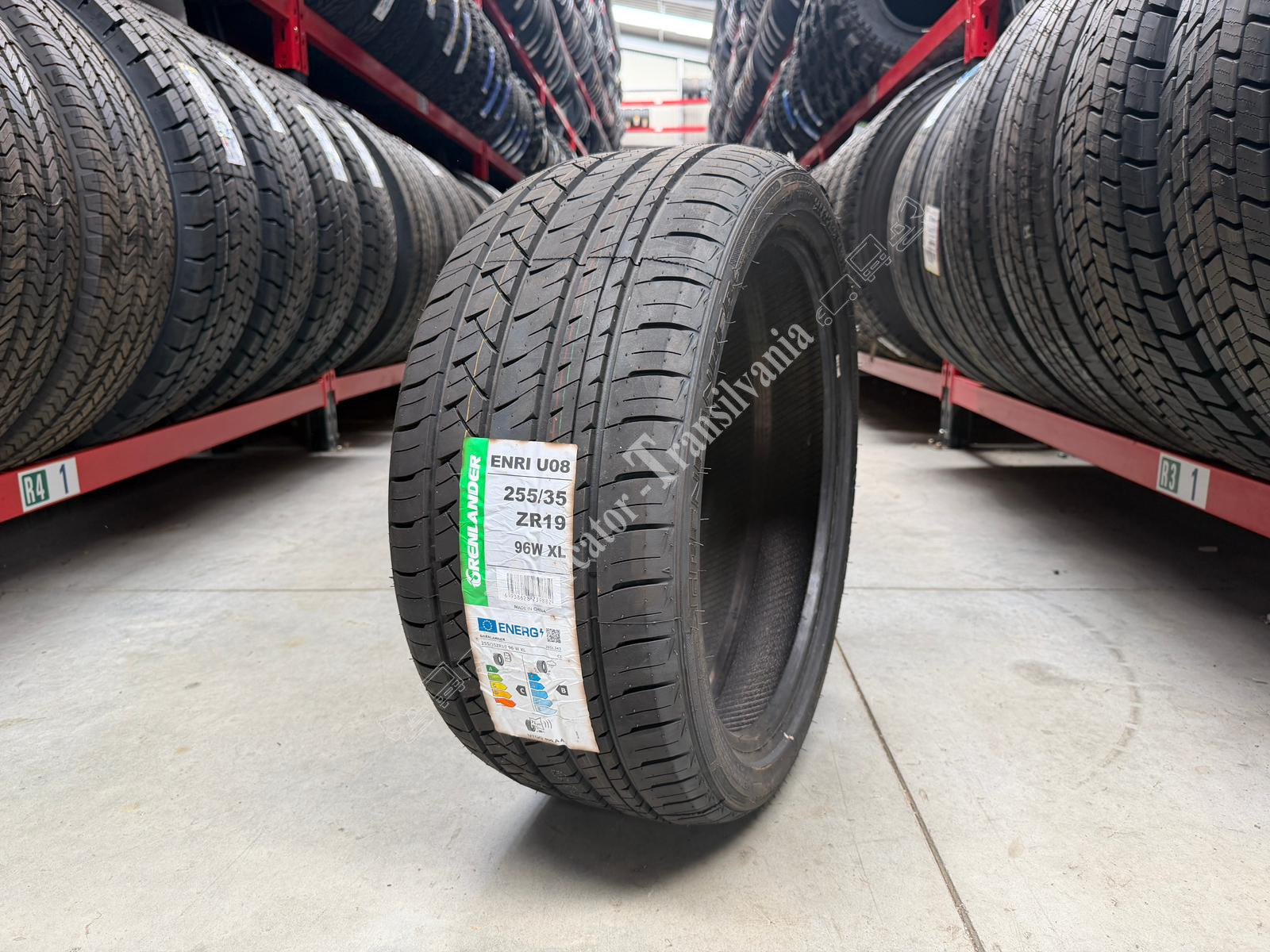 (NOUA) Grenlander Enri U08 255/35R19-