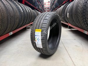 (NOUA) Kustone Passion P9S 255/40R20-