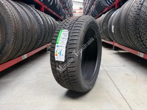 (NOUA) Grenlander Icehawke II 265/45R21-
