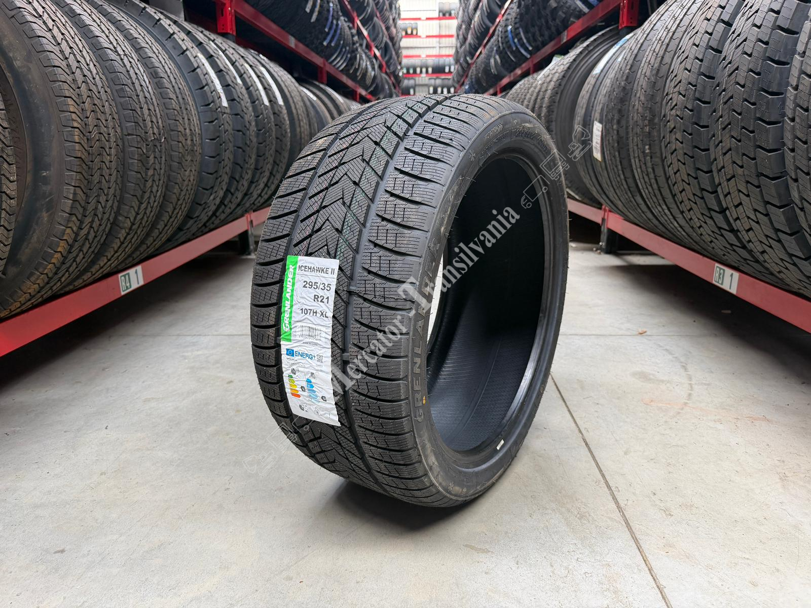 (NOUA) Grenlander Icehawke II 295/35R21-