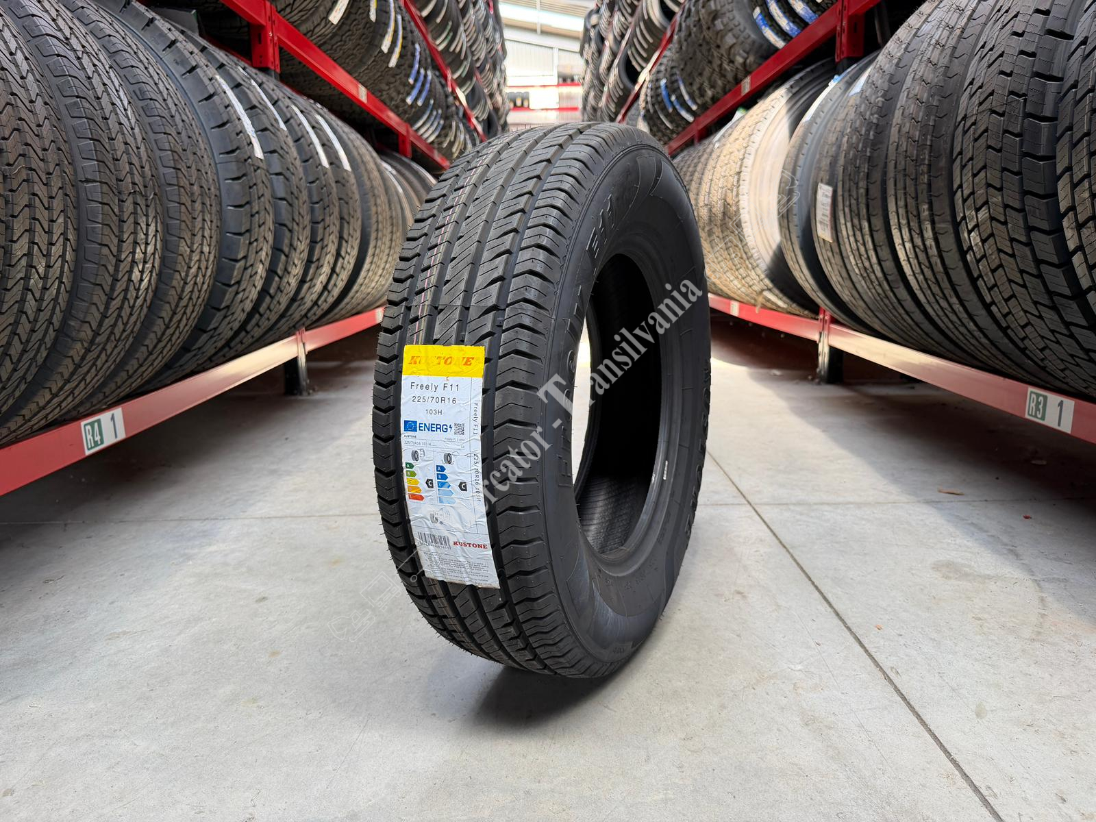 (NOUA) Kustone Freely F11 225/70R16-