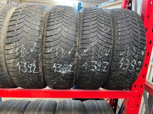 (Second hand) Firestone Winterhawk 3 195/65R15-