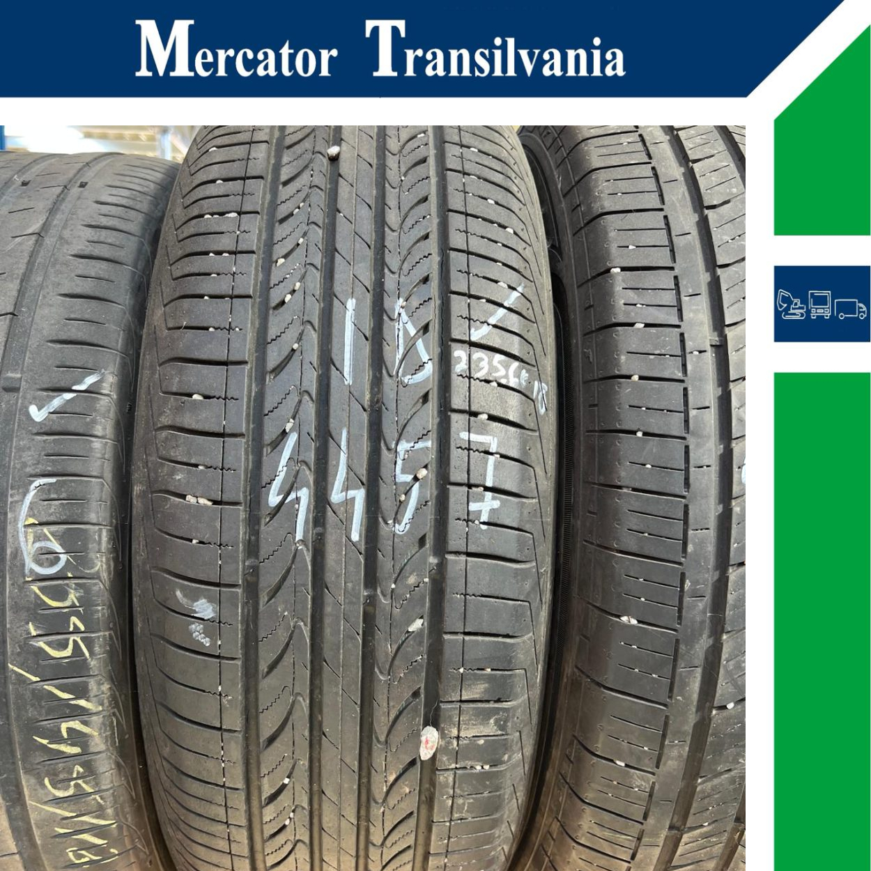 (Second hand) Nexen Roadian 581 235/60R18-