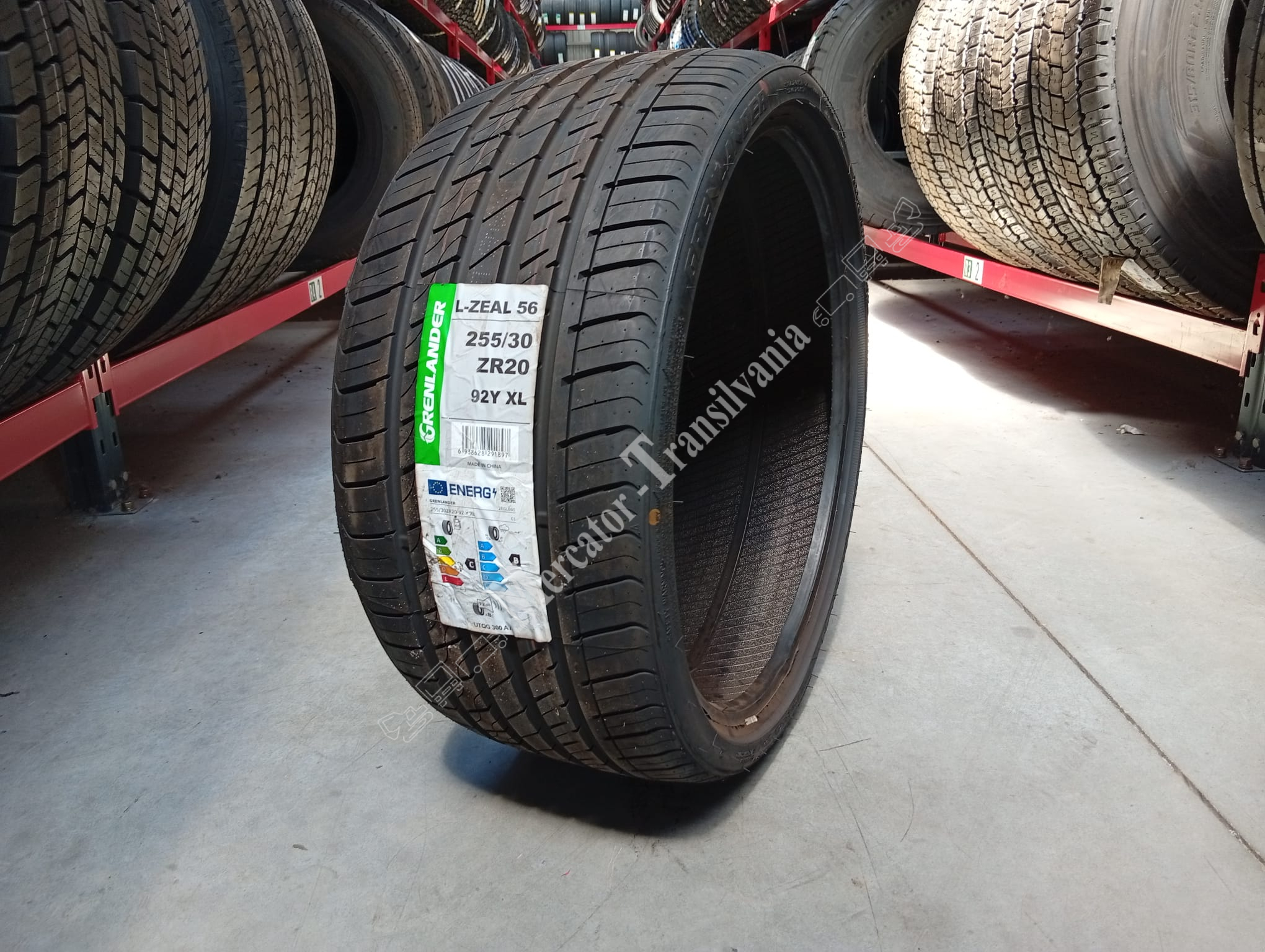 (NOUA) Grenlander L-Zeal 56 255/30R20-